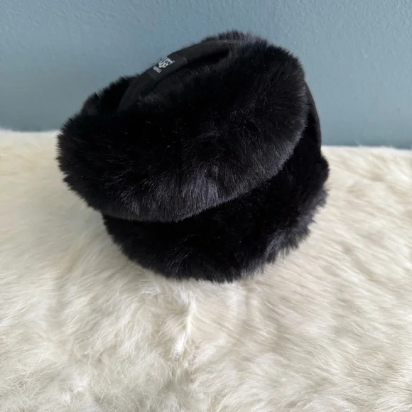 UGG Faux Fur Black Ear Muffs - Picture 4 of 9
